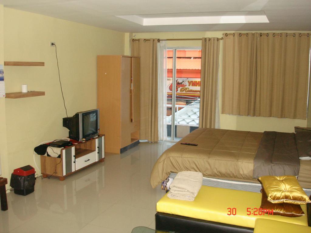 Kc'S Hideaway Hotel Jomtien Beach Buitenkant foto