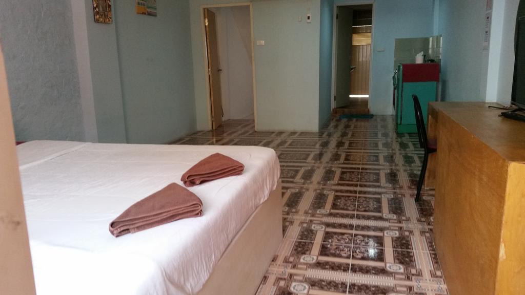 Kc'S Hideaway Hotel Jomtien Beach Buitenkant foto