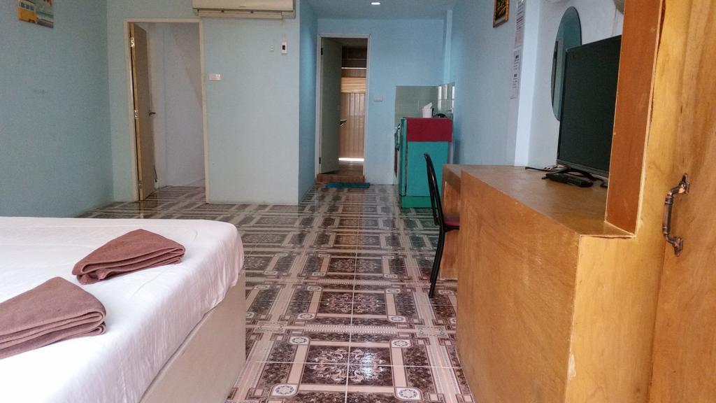 Kc'S Hideaway Hotel Jomtien Beach Buitenkant foto