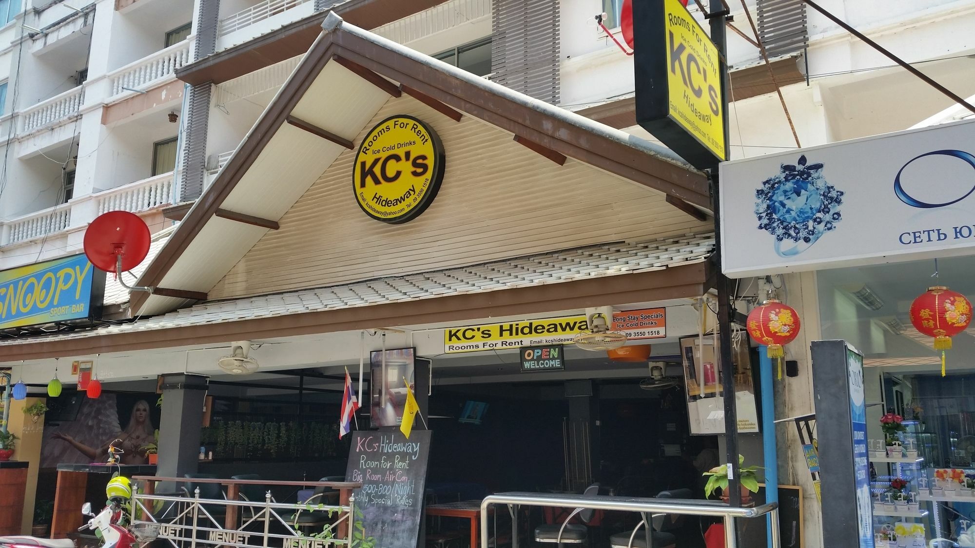Kc'S Hideaway Hotel Jomtien Beach Buitenkant foto