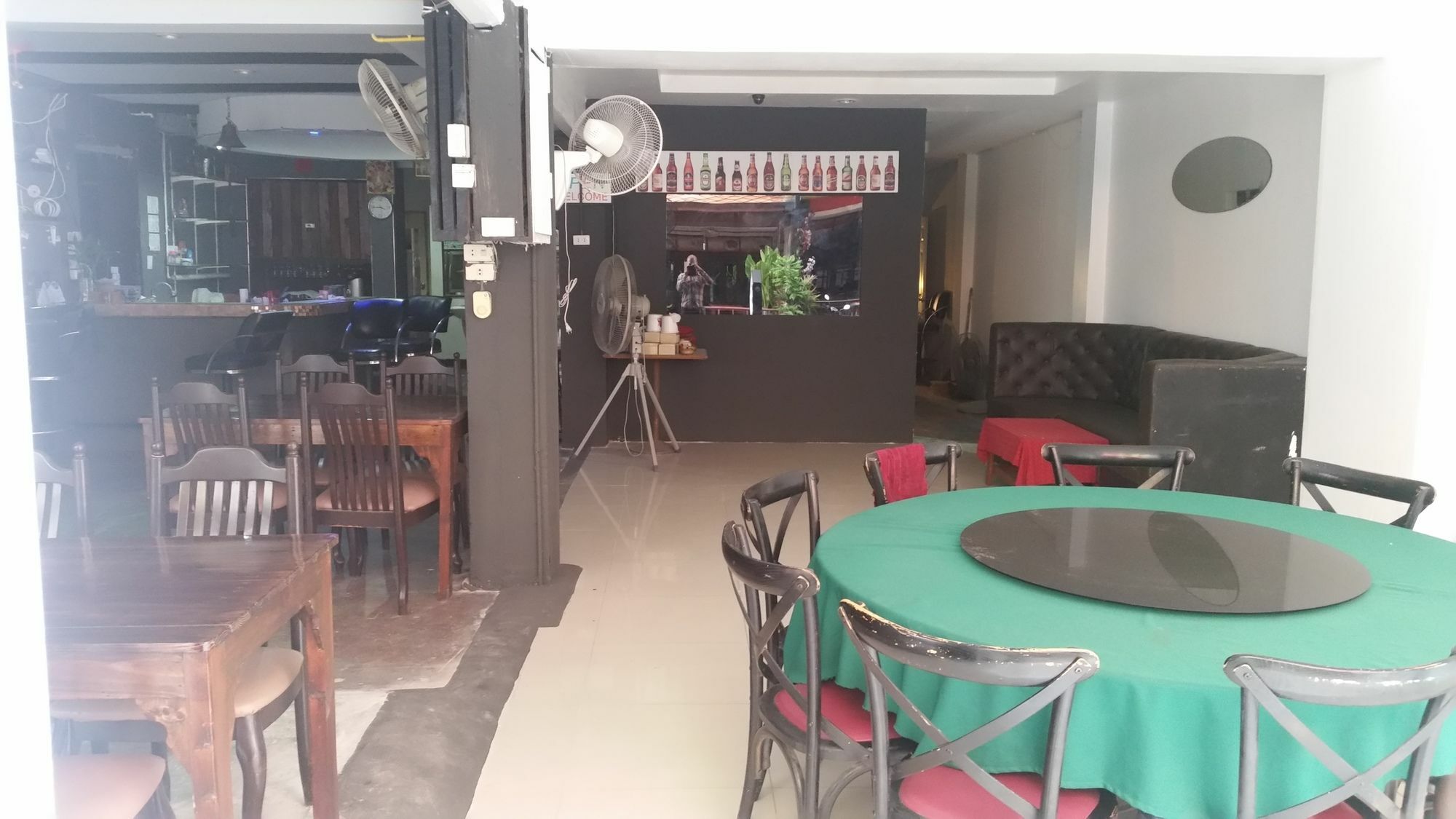 Kc'S Hideaway Hotel Jomtien Beach Buitenkant foto